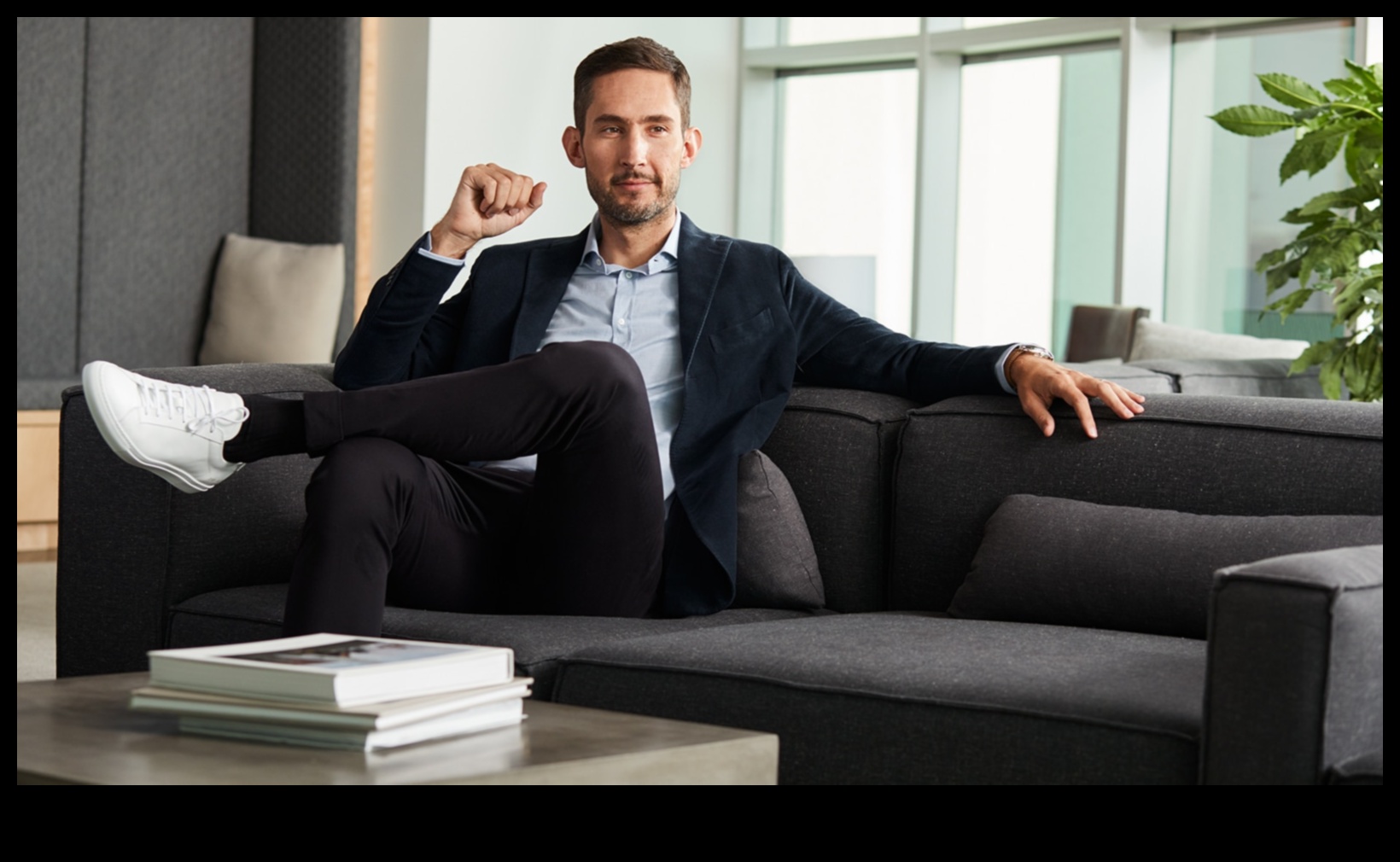 Sleek and Sharp: Contemporary Men's Fashion Vibes