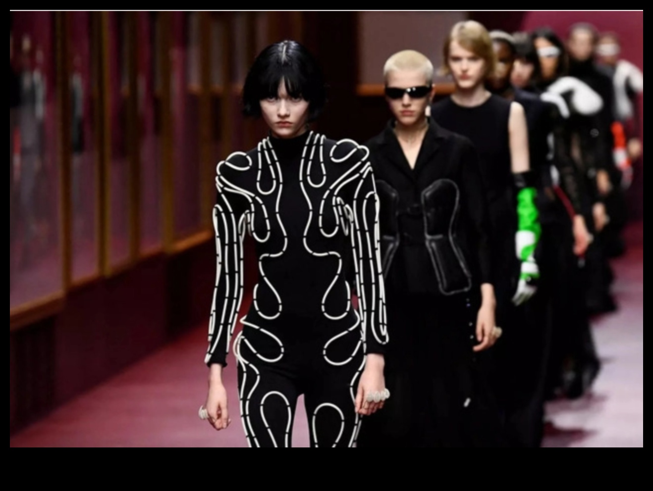 Style Odyssey: Navigating Fashion's Latest Trendy Ensembles